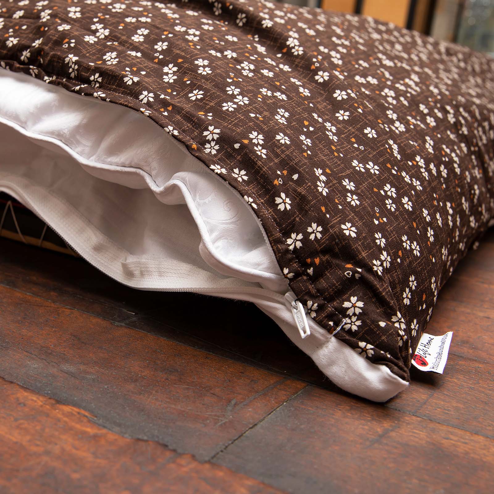 J-Life Sakura Brown Custom Kakefuton with Removable Cover - Image 6