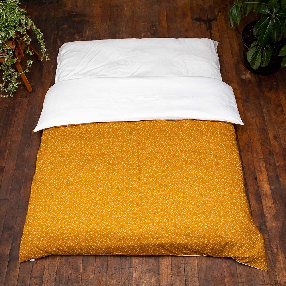 J-Life Sakura Gold Custom Kakefuton with Removable Cover - Image 9