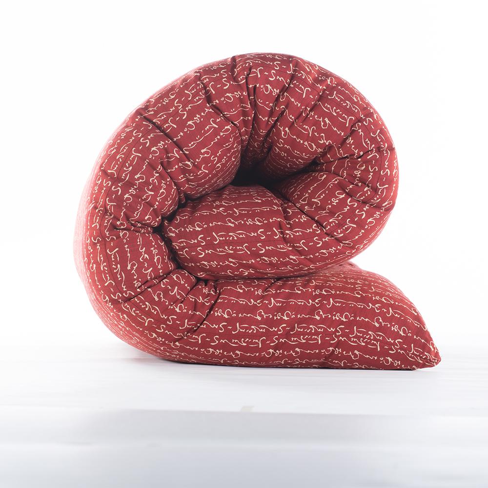 J-Life Shikifuton with Kanji Red Removable Cover - Image 3